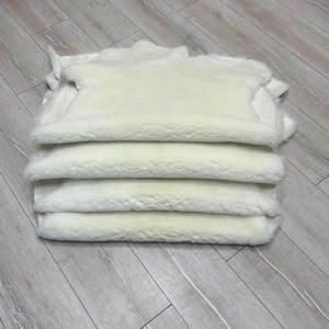 Medical Sheepskin rug, Organically Tanned Sheepskin, Baby Underlay Bed Pad, 100x70 cm, Chair-Sofa-Bed Throw, 100% natural shearling leather