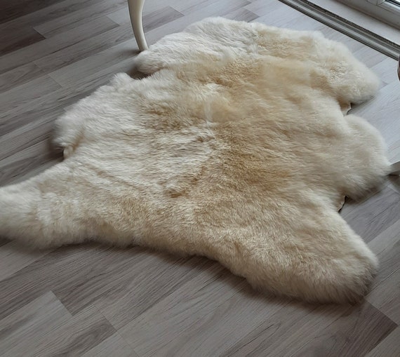 Sheepskin Rug, Organically Tanned Sheepskin, Natural Sheepskin, Australian Sheepskin , Genuine Sheepskin, Cremy White, 110x80-100x70