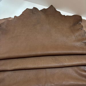 Premium Quality Lambskin,Natural Lamb Leather Nappa leather, vegetable tanning,Antique brown, Lambskin Hide,5-7 Sgft,35&#39;&#39;x 25&#39;&#39;Jumbo Leather