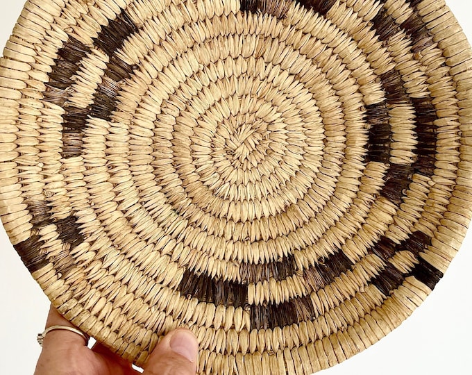 Native American Papago Basket Shallow Bowl Vintage Handmade Tohono O'Odham Baskets 8.75" Diameter Southwest Western Minimalist Home Decor