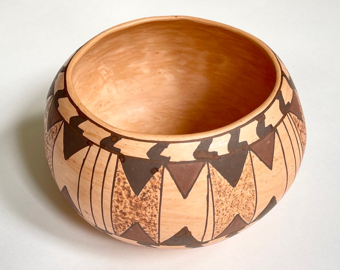 Kathleen Collateta Pottery Bowl Pot Jar Artist Signed Vintage Handcrafted Native American Hopi Tewa Hand Painted Fine Art Ceramics