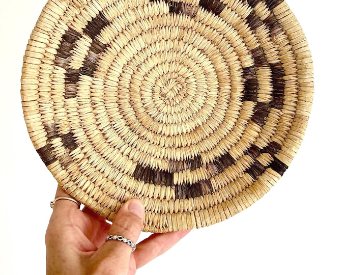 Small Vintage Papago Basket Southwest Native American Tohono O'Odham Woven Shallow Basket Bowl Dish
