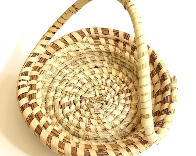 Vintage Charleston Sweetgrass Basket with Handle Coastal American Gullah Folk Art
