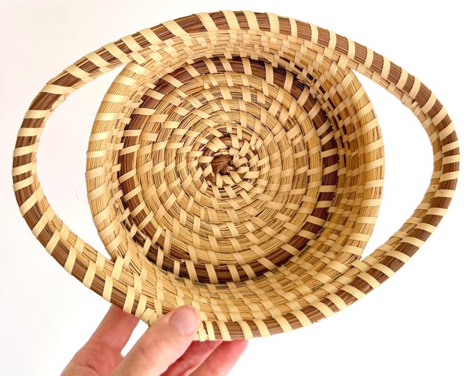 Vintage Charleston Sweetgrass Basket with Handles Southern American Gullah Folk Art