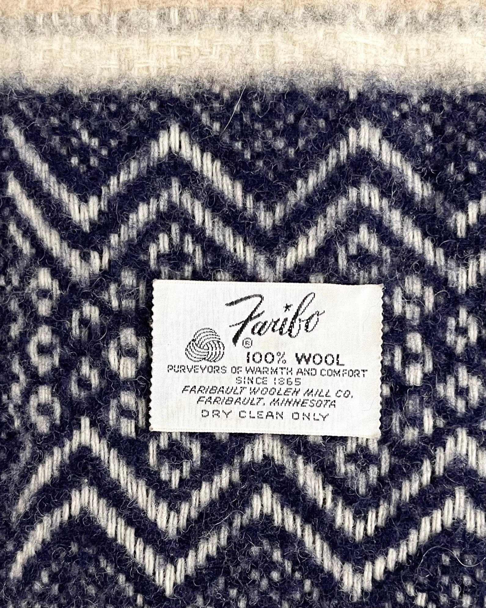 Wool Camp Blanket Faribault Woolen Mill Minnesota Vintage Stadium
