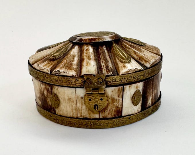 Vintage Bone Inlay Box Jewelry Trinket Box Made in India 60s 70s Indian Handmade Brass Frame Velvet Lined Hinged Lid Boho Trinket Stash Box