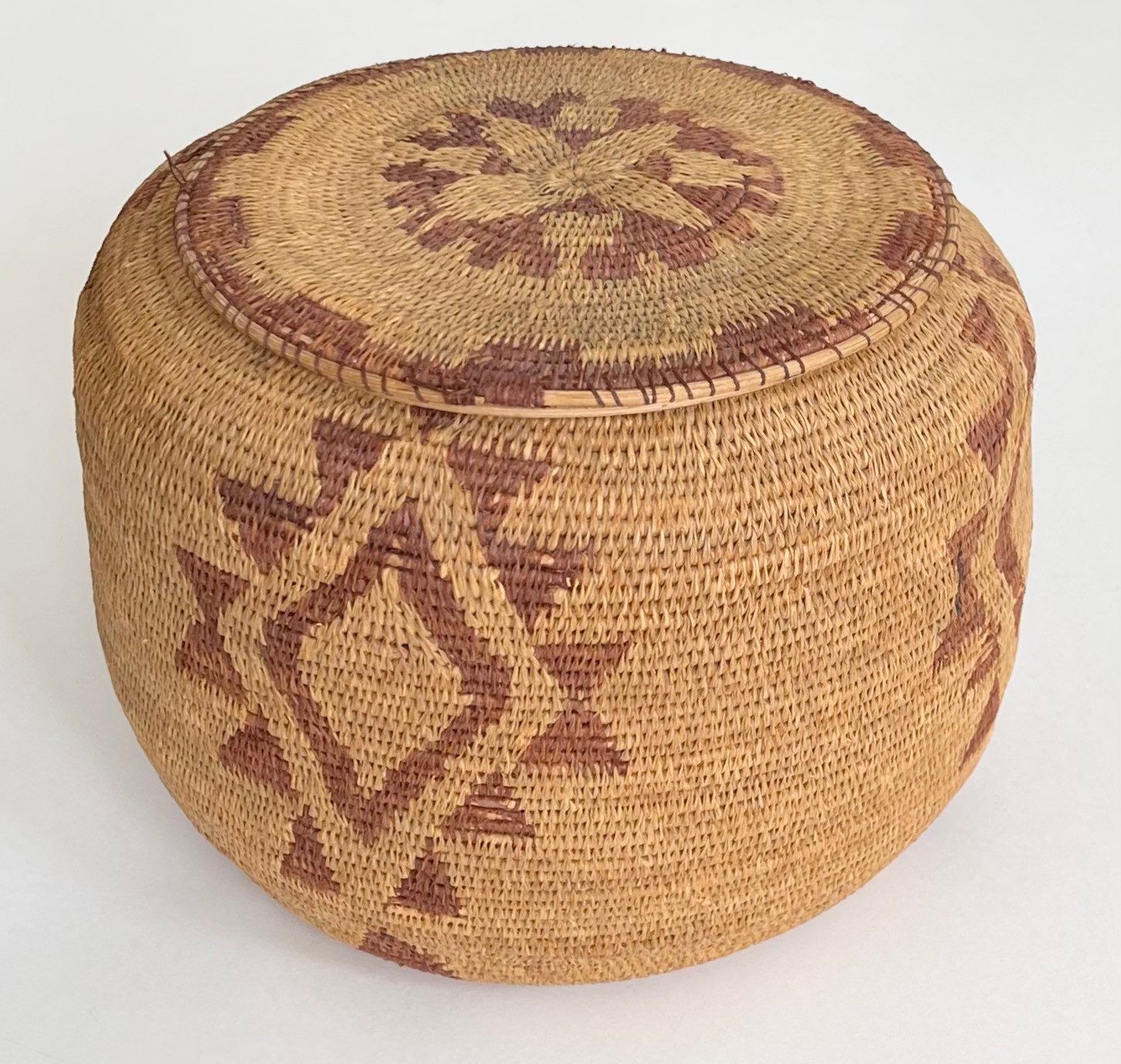 Antique Native American Basket with Lid Lidded Extremely Fine Delicate
