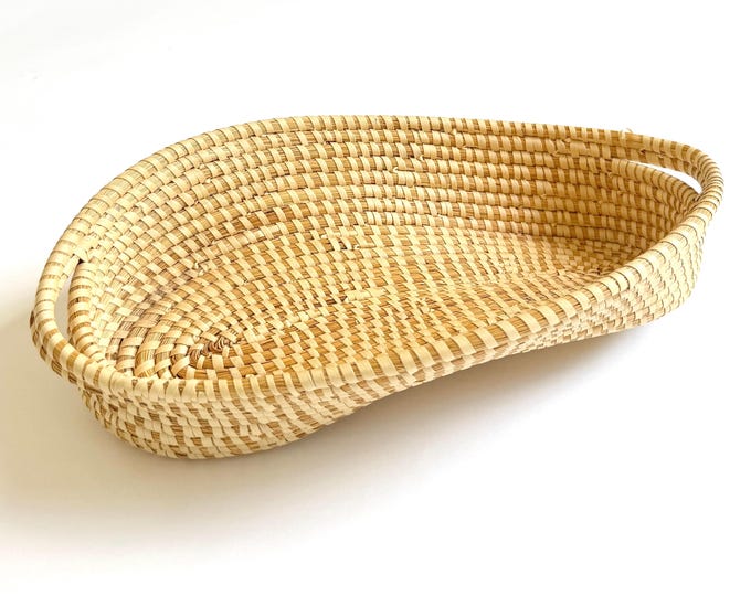 Sculptural Vintage Charleston Sweetgrass Basket Decorative Coastal Decor