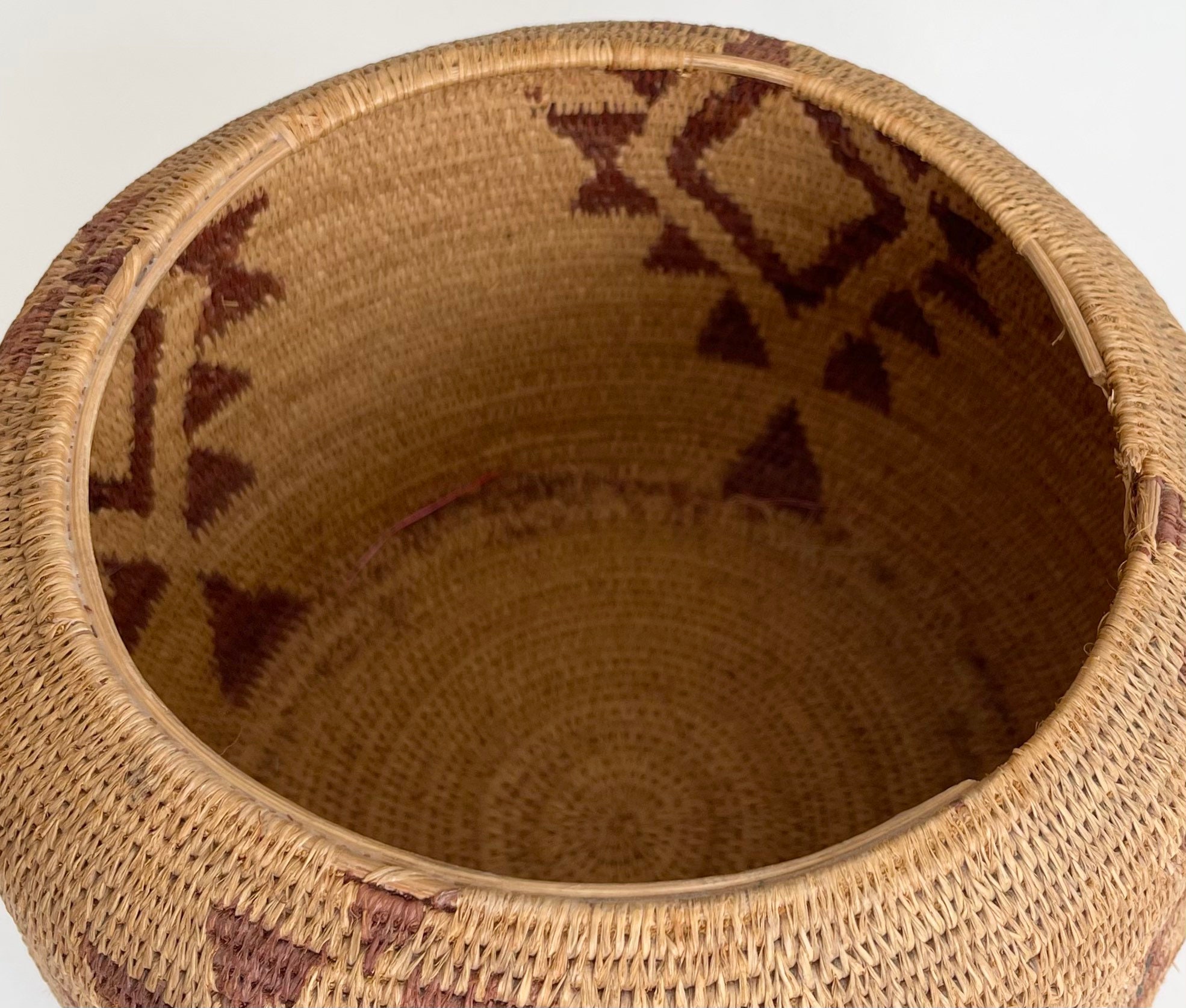 Antique Native American Basket with Lid Lidded Extremely Fine Delicate