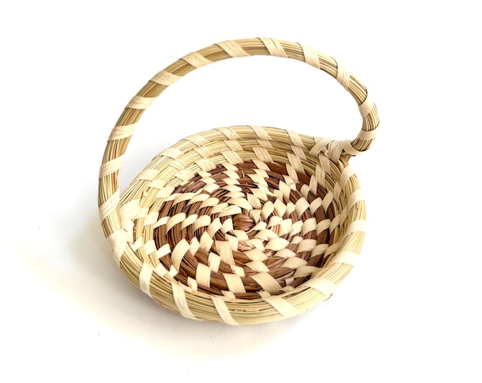 Vintage Charleston Sweetgrass Basket Miniature 3.5" Diameter