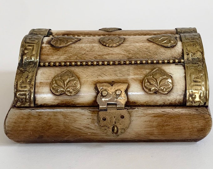Bone Inlay Box Jewelry Trinket Treasure Box Hinged Lid Top Handmade Vintage India Moroccan