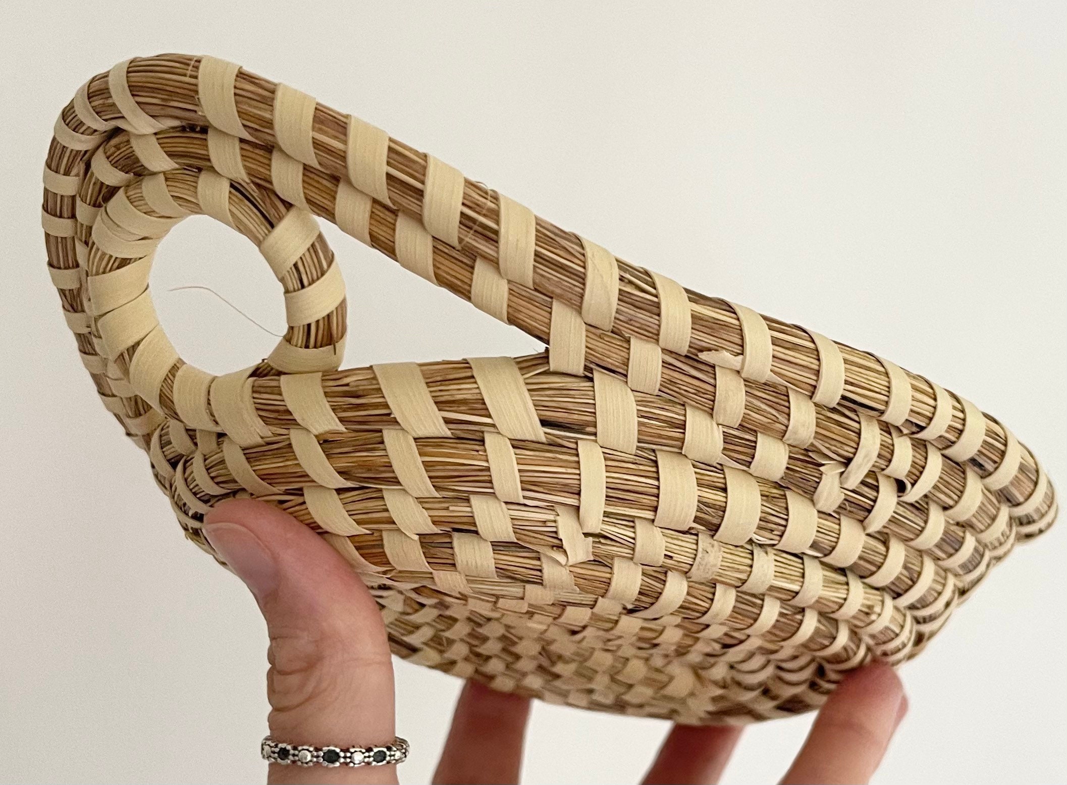 Oval Charleston Sweetgrass Basket Small Size Handmade Vintage Handwoven