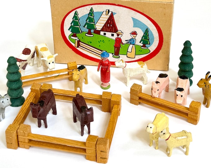 Vintage East German Wooden Farm Toy Set Degreno Animals & Figurines