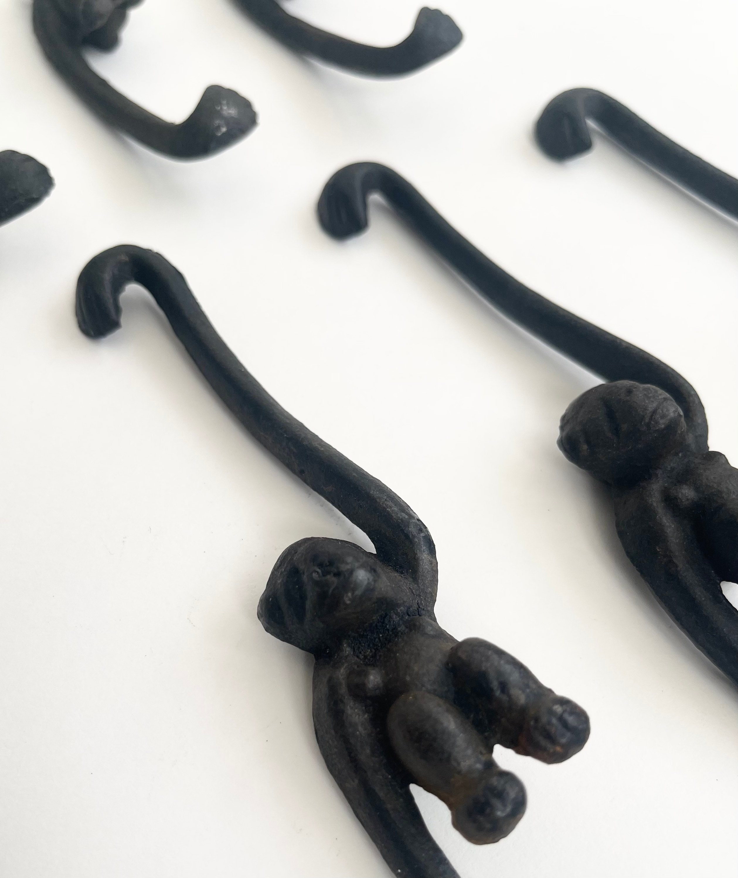 Cast Iron Monkey Hook Mid Century Made in Taiwan Interlocking Chain