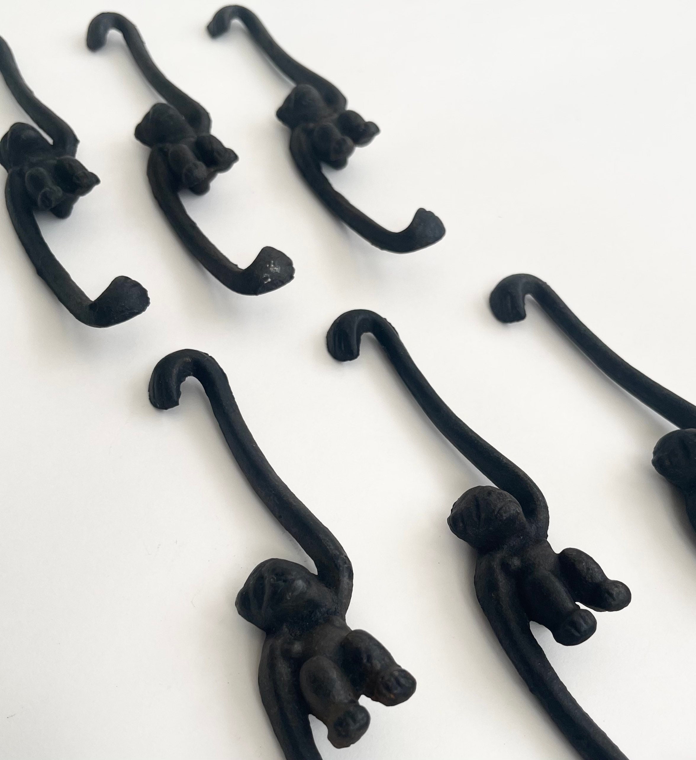 Cast Iron Monkey Hook Mid Century Made in Taiwan Interlocking Chain
