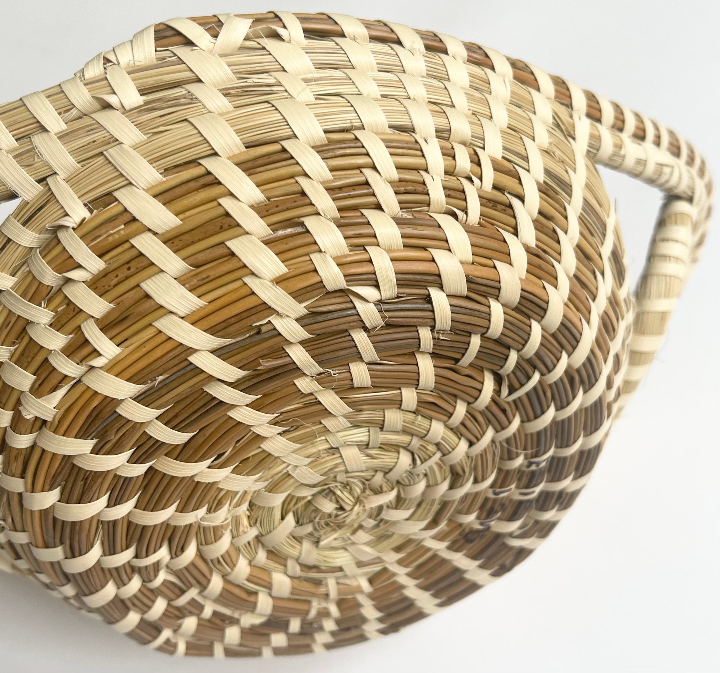 Signed Charleston Sweetgrass Basket Signed ERIC Handmade Vintage