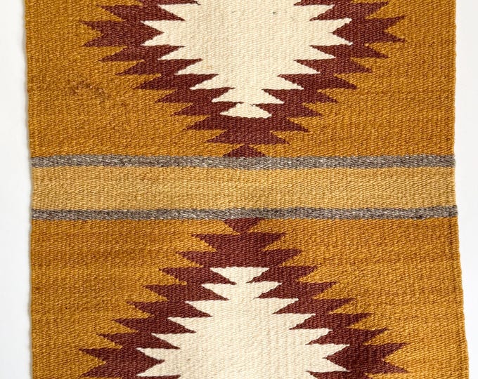 Vintage Navajo Weaving Southwest Native American Handwoven Double Stacked Serrated Diamond Pattern