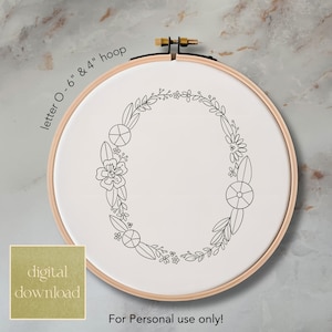 Padrão floral de bordado à mão com letra O para aro de 6 e 4 polegadas; Padrão digital floral caprichoso, download instantâneo com ponto e guia de cores
