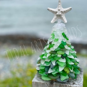 8'' White and Green Seaglass Tree © Sea Glass Christmas tree