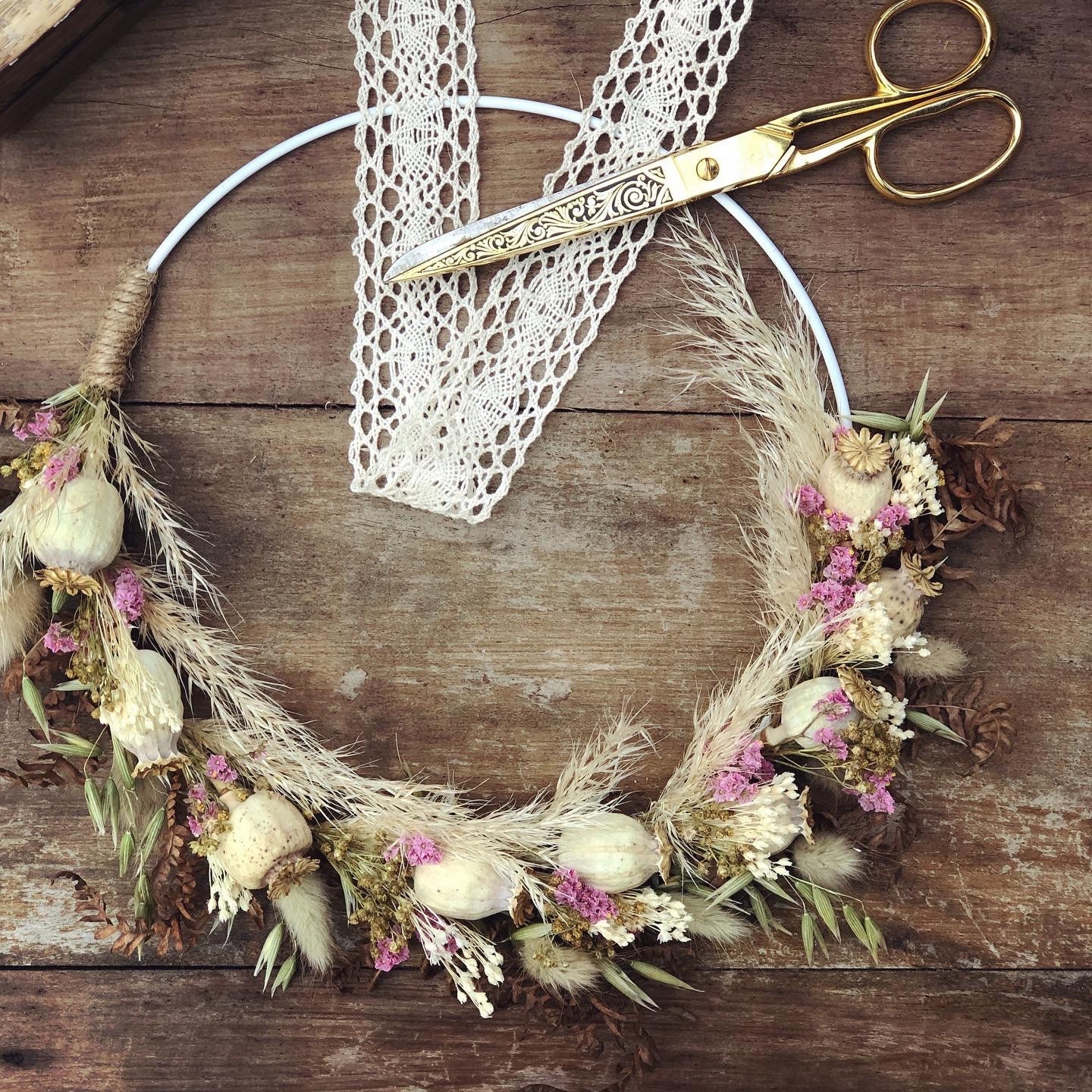 Couronne Murale de Fleurs Séchées