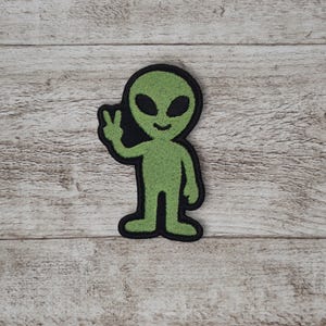 Peace Sign Alien, Cryptid Iron on Patch
