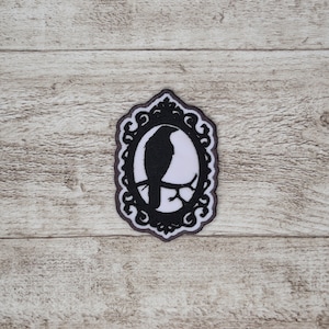 Corbeau dans le miroir - écusson brodé au fer