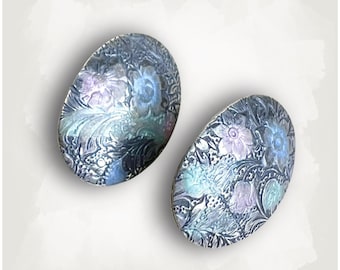 Vintage Floral Embossed Clip On Earrings - Silver Tone