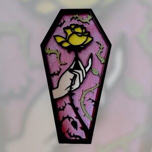 Rose Gothic Coffin Wall Art – Laser Cut & Hand Painted Spooky Floral Decor – Dark Romantic Wall Hanging – 11.5”