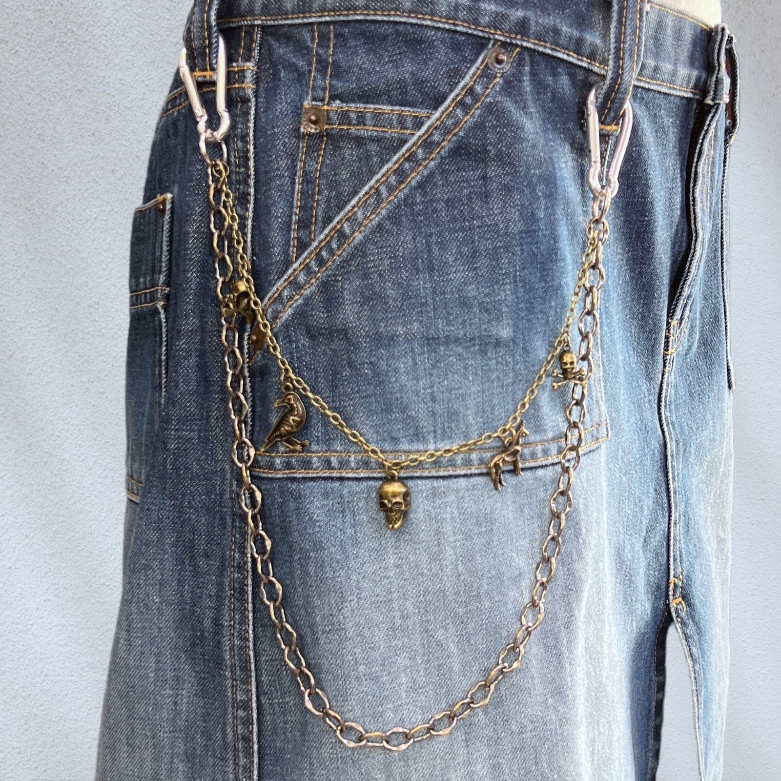Jean Chain With Venus Symbol Charms Chain Belt, Pants Chain, Wallet Chain  With 4 Female Symbol Charms. Lesbian Sapphic Pride Accessories 
