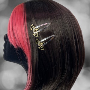 Gothic Bat Hair Clips / Silver Metal Halloween Barrettes
