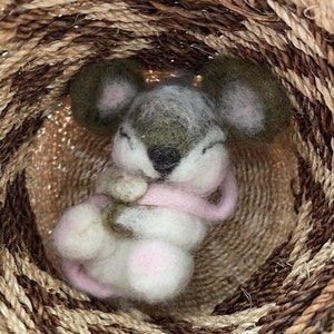 Wool Hugs Etsy