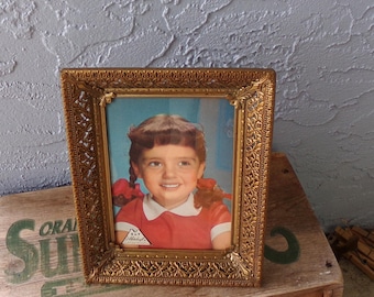Vintage picture frame, vintage decorative picture frame, vintage metal picture frame, tabletop picture frame, picture frame