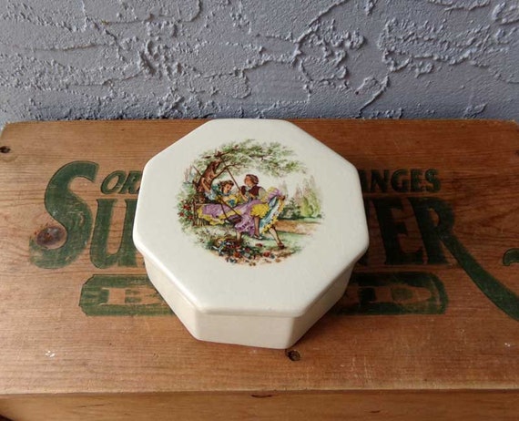 Vintage porcelain trinket box, ceramic trinket box, vintage trinket box, romantic home decor, trinket jewelry box View 6