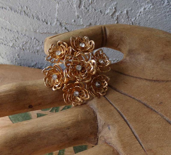 Flower brooch, flower rhinestone brooch, vintage … - image 9