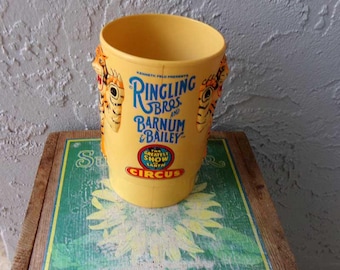 Ringling Bros. and Barnum Bailey Circus drinking glass, circus drinking glass, Ringling Bros. and Barnum & Bailey Circus tiger tumbler