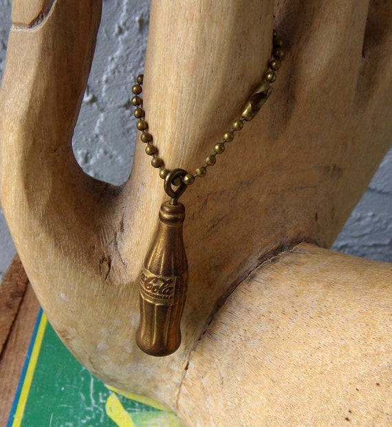 Gold Cocoa-Cola bottle keychain, Coco-Cola bottle… - image 6