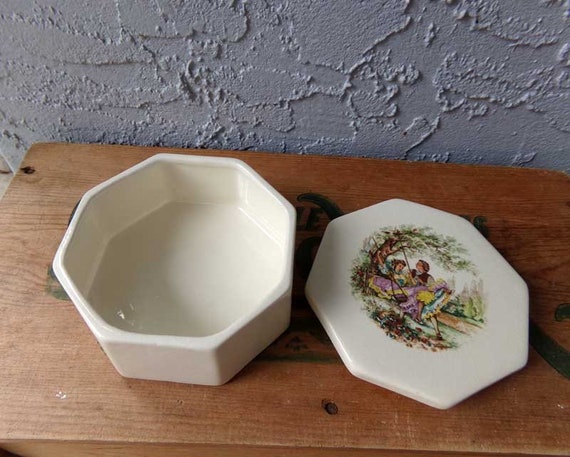 Vintage porcelain trinket box, ceramic trinket box, vintage trinket box, romantic home decor, trinket jewelry box View 5