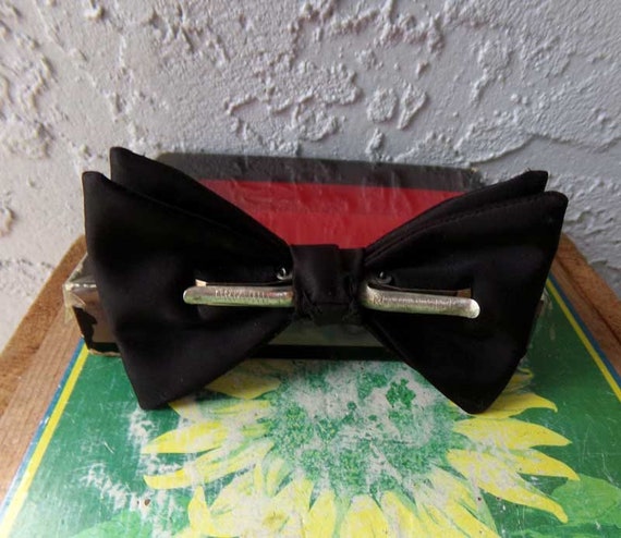 After Six bow tie, black bow tie, clip on bow tie… - image 10