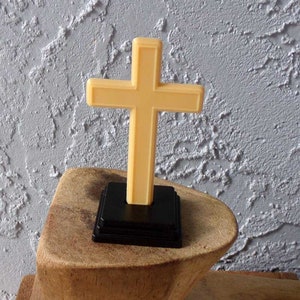 Plastic crucifix, holy cross, Warner holy cross, religious home decor, made in Hong Kong, plastic cross