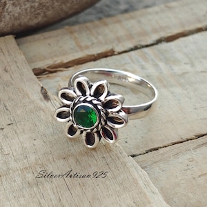 Handmade Emerald Sterling Silver Ring - Floral Statement Jewelry