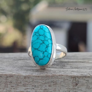 Kingman Turquoise Ring: Oval Sterling Silver Handmade Jewelry Turquoise