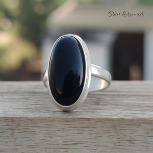 Kingman Turquoise Ring: Oval Sterling Silver Handmade Jewelry Black Onyx