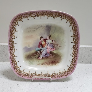 Antique Sèvres Dish