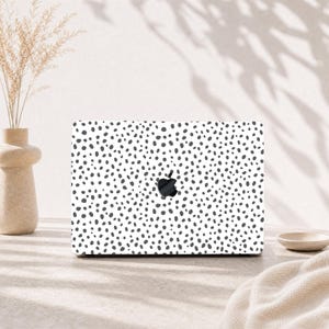 MacBook Tasche, Minimale Handgezeichnete Punkte gummierter Hartschalenschutz
