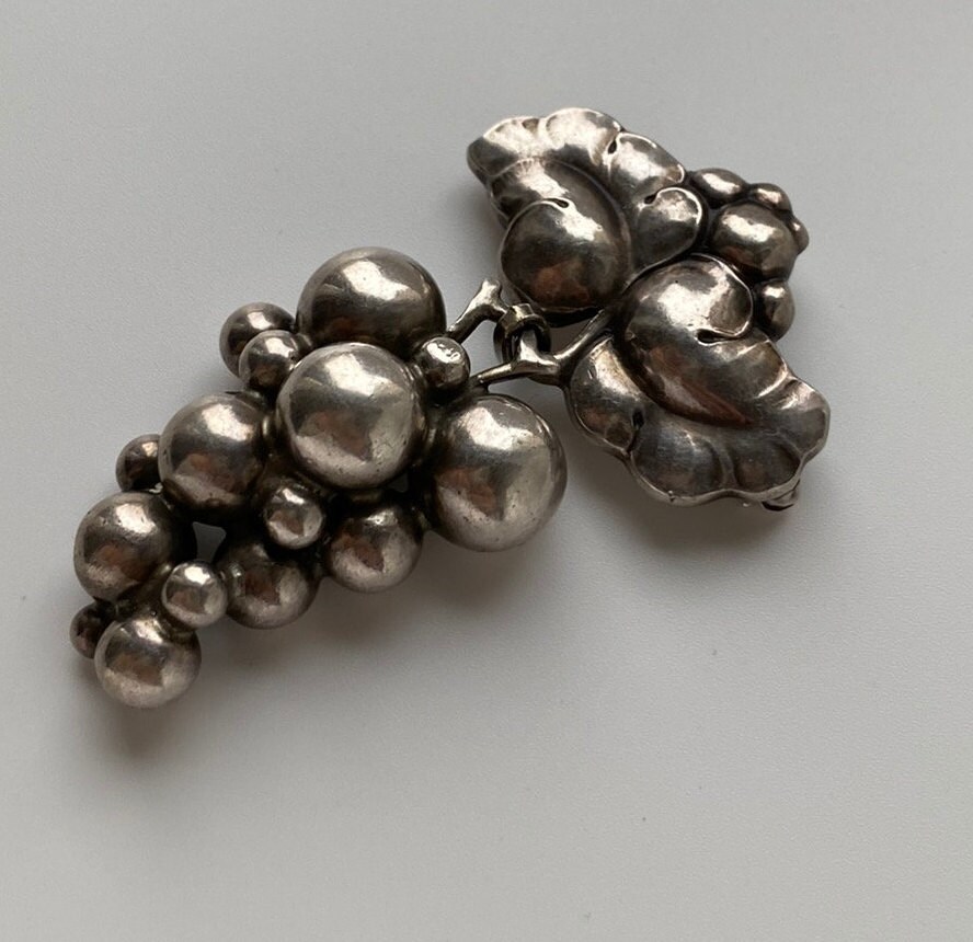 ジョージ ジェンセン シルバー ブローチ 217 B ムーンライト グレープ