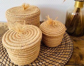 Boho baskets | Basket with lid set made of palm leaves, 3 pieces