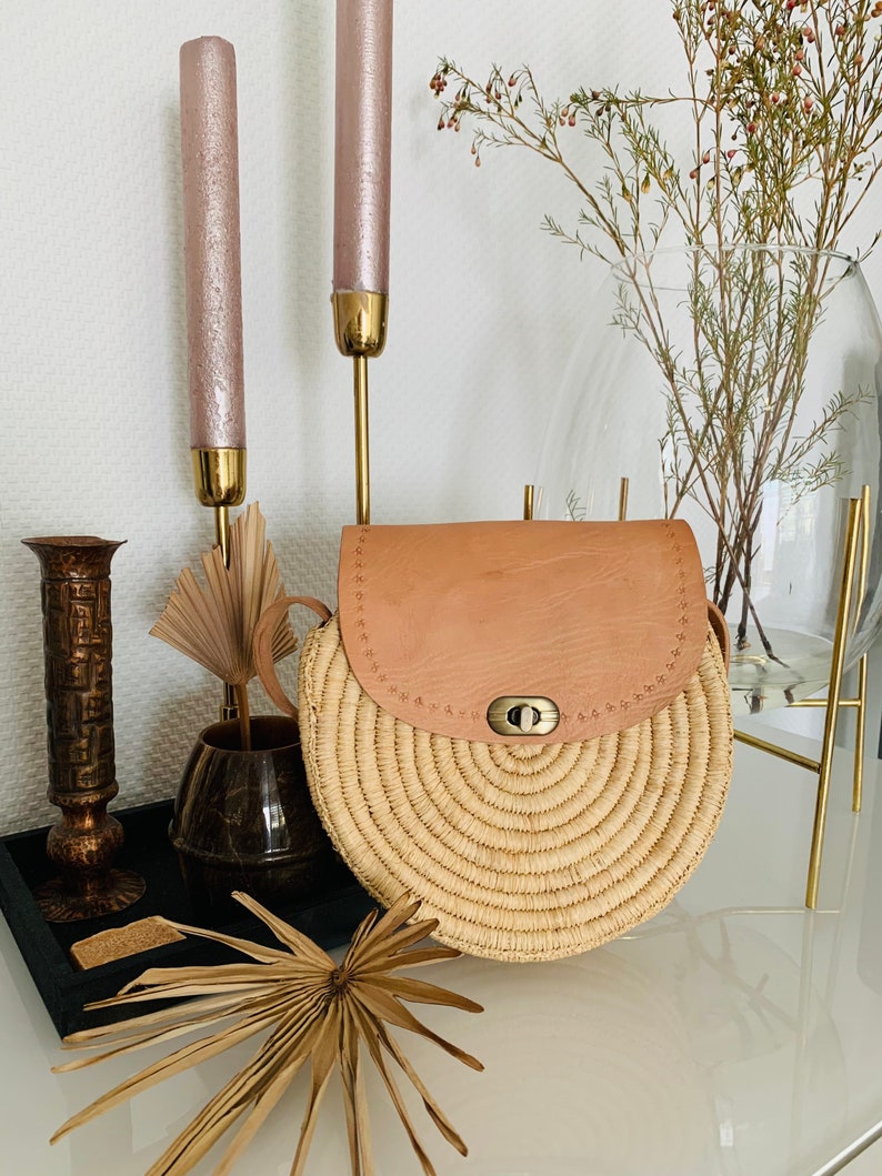 bohemian bag Round basket bag shoulder bag SILA made of raffia with leather beige image 3