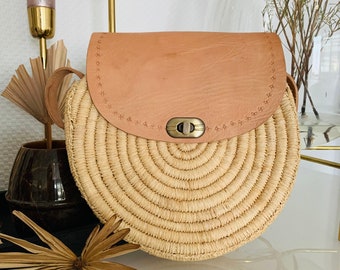 Boho Tasche | Runde Korbtasche Umhängetasche SILA aus Bast mit Leder (beige)