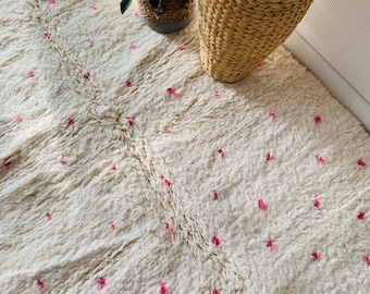 Marokkanischer Beni Ourain Teppich Rosa Polkadots #41| New Design | ca. 222 x 120cm