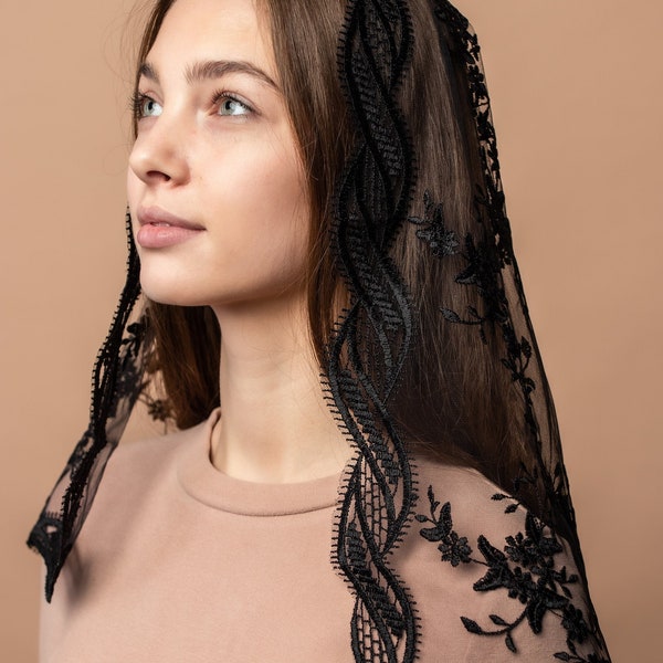 Black Traditional Catholic d shape Mantilla veil, black Lace scarf, black church veil 003